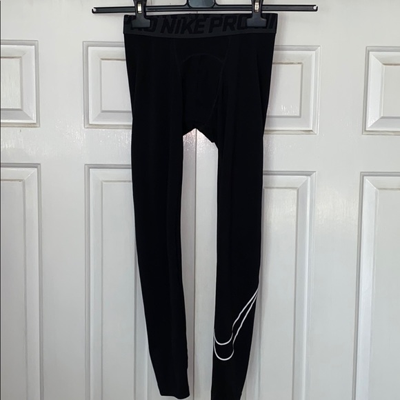 Nike Other - Nike Pro 3/4 Legging Men’s L